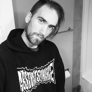 Meet your Posher, Bruce